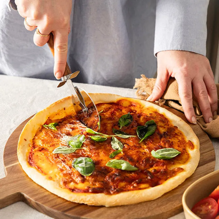 Acacia Wood Pizza Set with Cutter