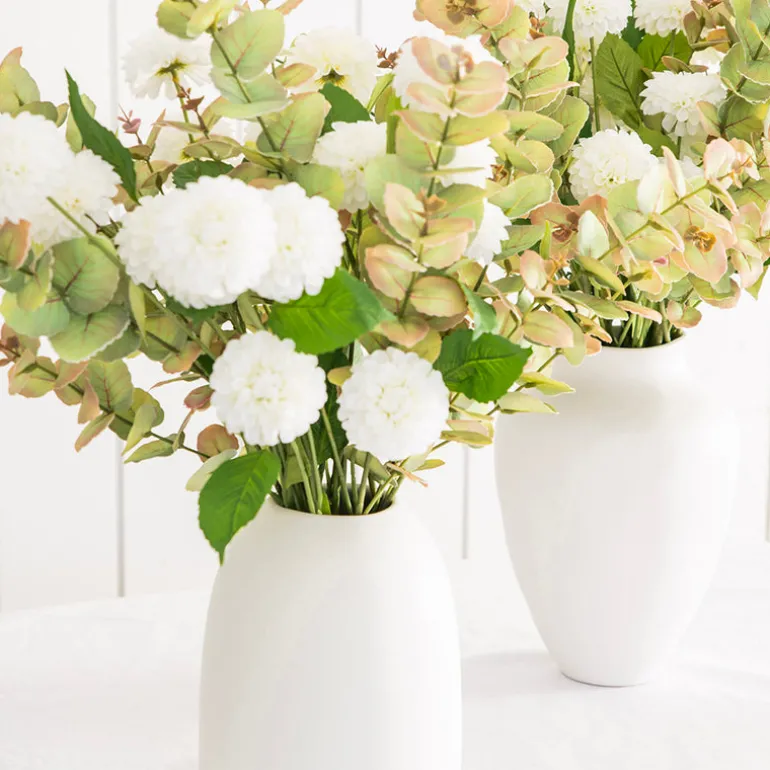 Single Mini Dahlia with 3 Heads White